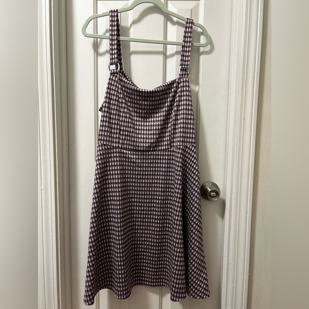 pinafore dress